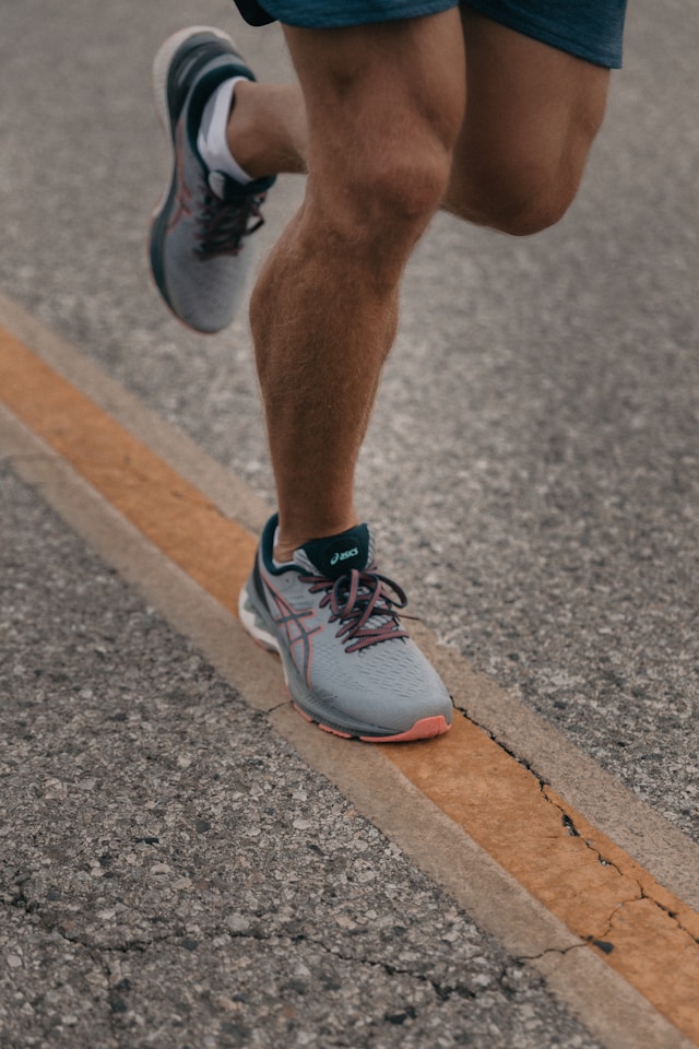 Plantar Fasciitis: Why Heel Pain Lingers and Non-Surgical Ways to Heal It Plantar Fasciitis: Why Heel Pain Lingers and Non-Surgical Ways to Heal It